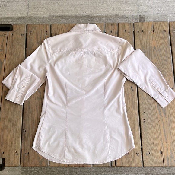 Millennial pink stretch, fitted button down - Sz XS - Picture 6 of 8